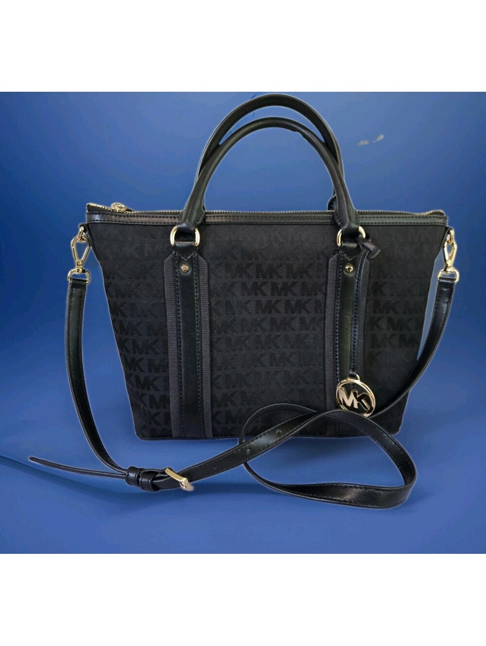 Michael Kors Griffin Medium Black on Black Satchel Crossbody & Top Handle EUC